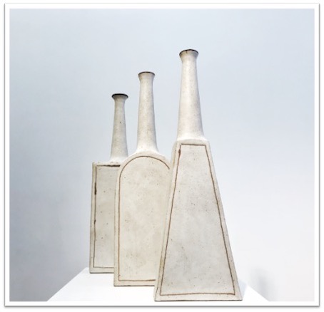 Vases bouteilles en céramique